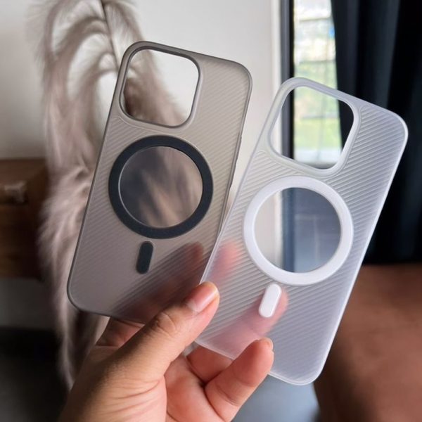 ultra slim carbon design case for iphone