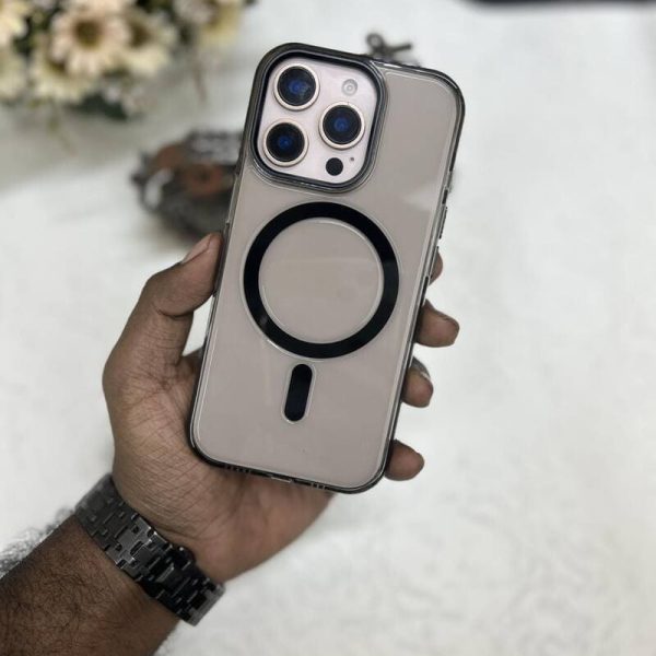 BGiC Anti yellow case with attach MagSafe support