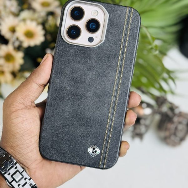 Kadiou Premium Leather Case With Metal Camera Bump Available With MagSafe Charging Support